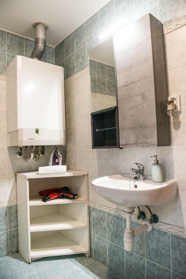 Spacious And Quiet Attic Flat In Centre Praga Zewnętrze zdjęcie